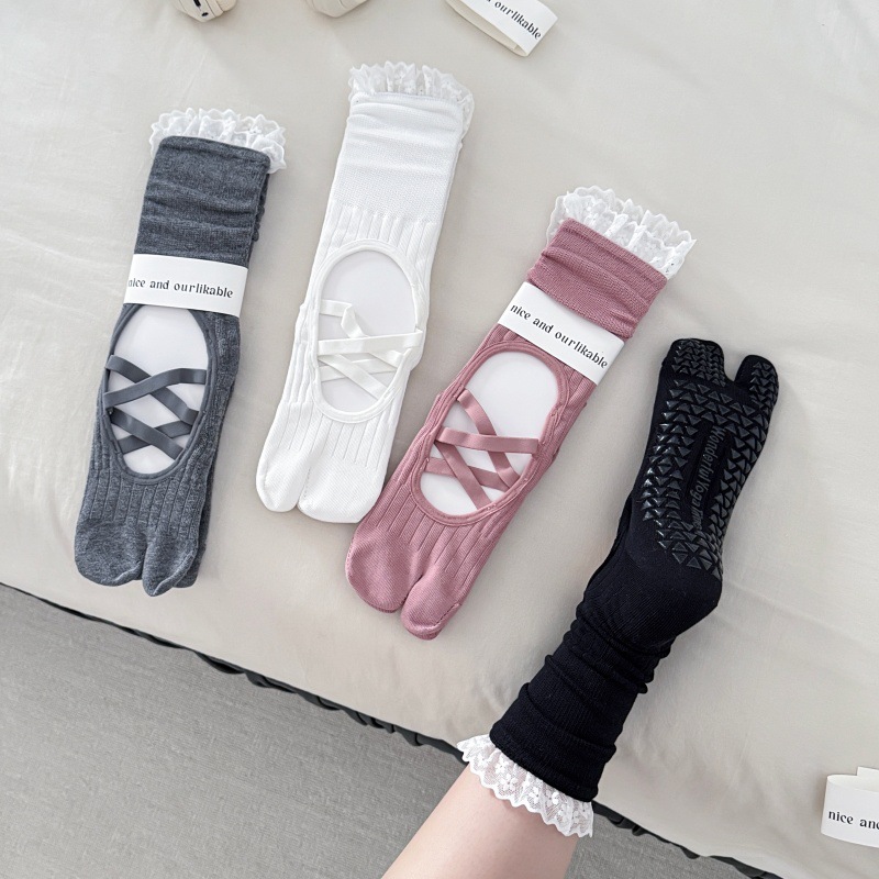 ถุงเท้าโยคะผู้หญิง ปลายเท้าแยก - Embellish Knit บทวิจารณ์และราคา